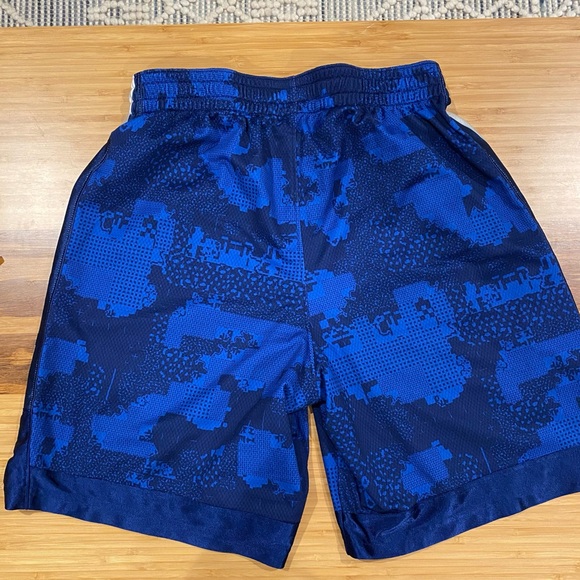 Nike Big Boys Elite Super Basketball Shorts Game Royal - Large - Picture 2 of 7